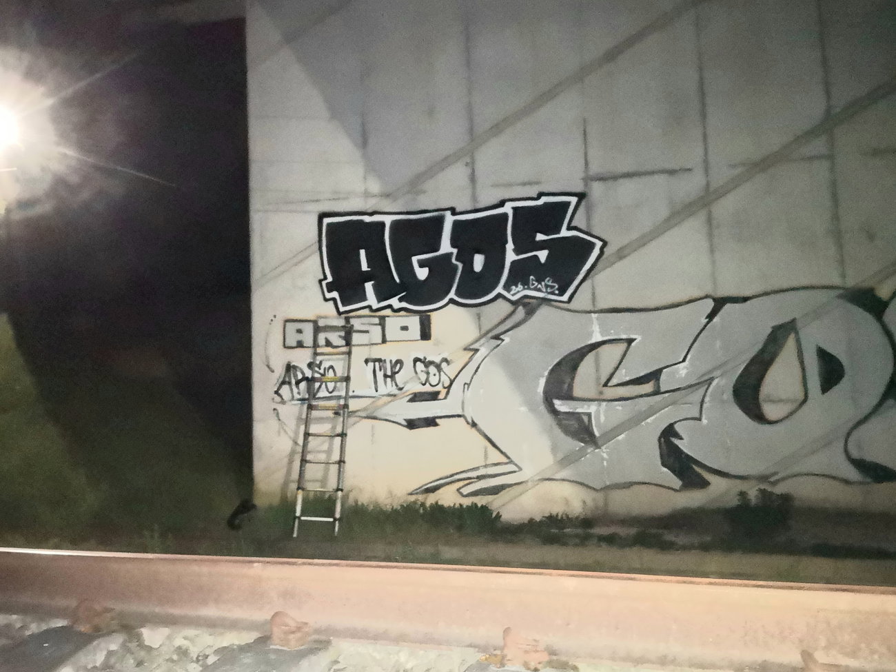 Graffiti Wall - Photo by AGOS99