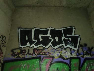 Graffiti Wall - Photo by AGOS99