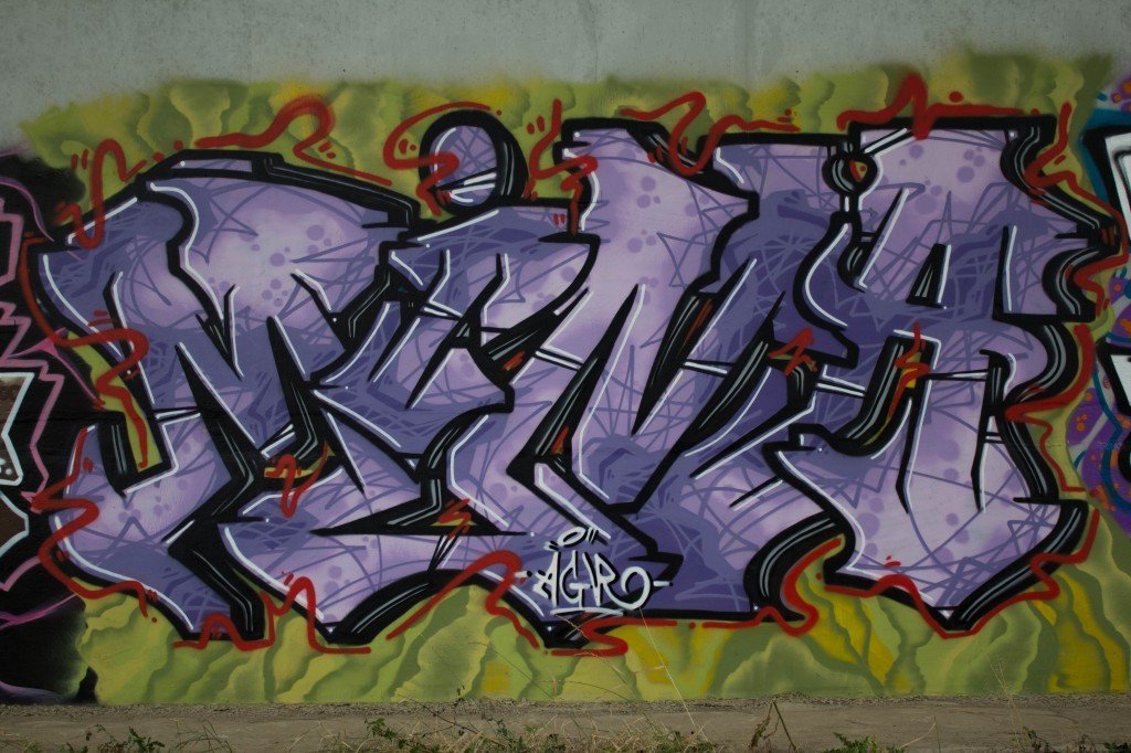 Graffiti Wall - Photo by AGR - most, wall, colors (2013)