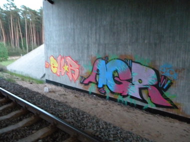 Graffiti Wall - Photo by AGRgdz