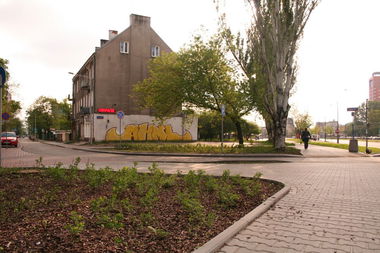 Graffiti Bombing - Photo by AHNL - ahnl (2012)