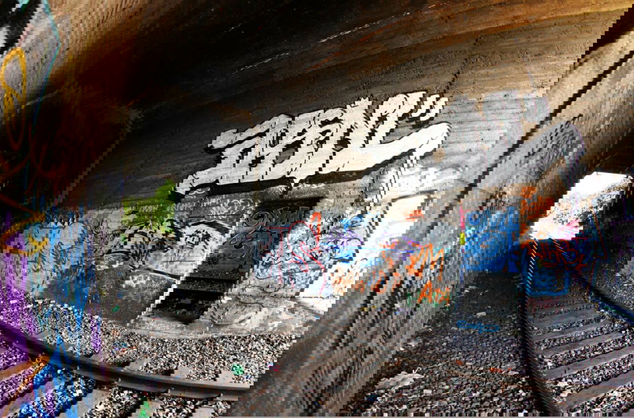 Graffiti Artwork in Warsaw - Photo by AHNL - ahnl (2013)