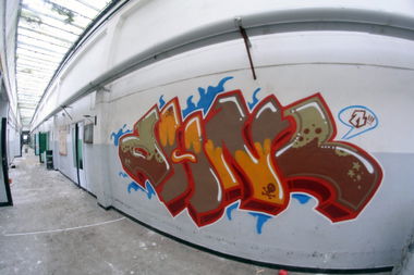 Graffiti Wall - Photo by AHNL - ahnl (2013)