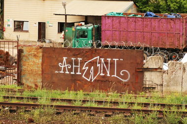 Graffiti Artwork in Warsaw - Photo by AHNL - ahnl (2013)