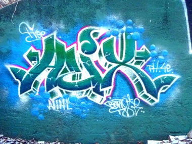 Graffiti Wall in Shepherdsville - Photo by AHNL - alix, bany, ahnl (2014)