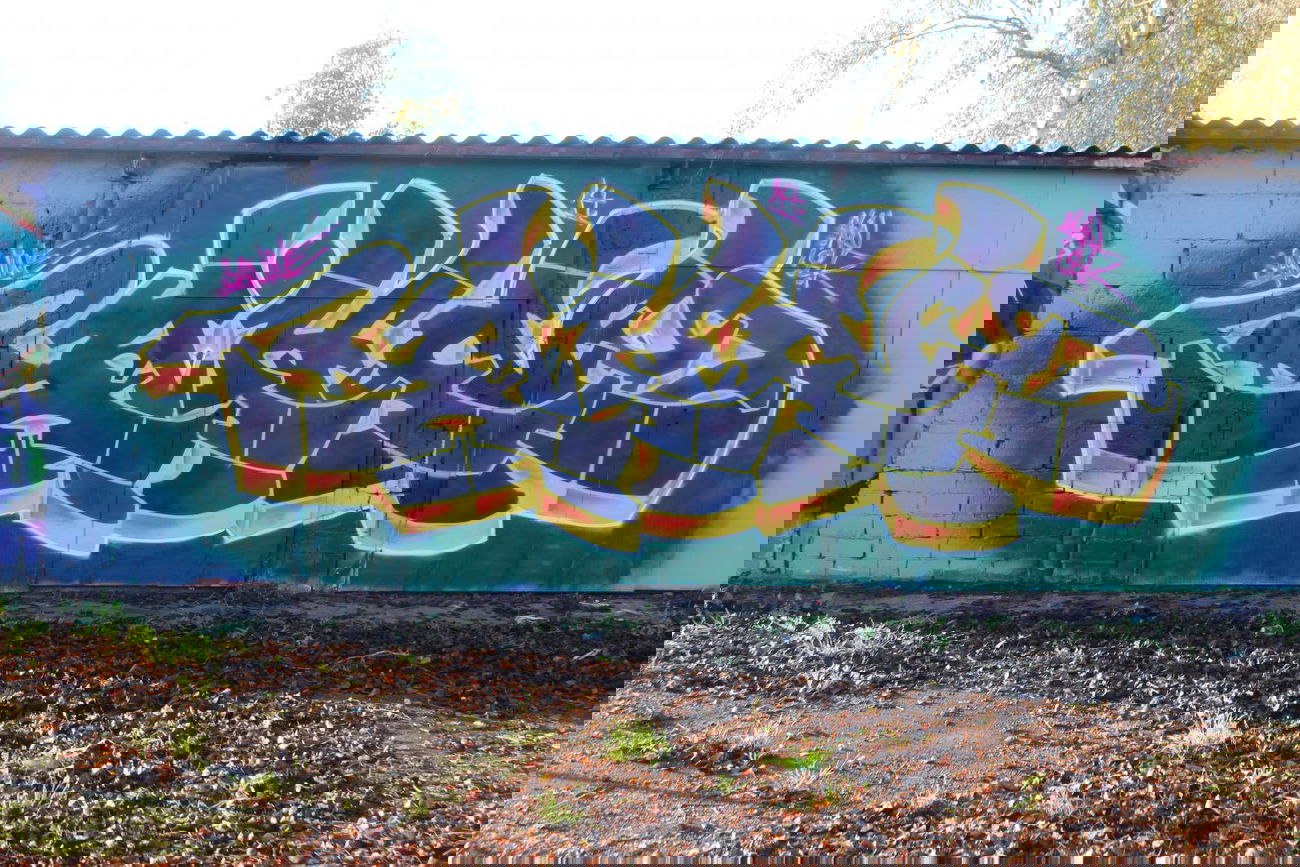 Graffiti Wall - Photo by AHNONE