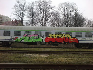 Graffiti Train in Bialystok - Photo by AHSCREW - meis&zeir (2013)