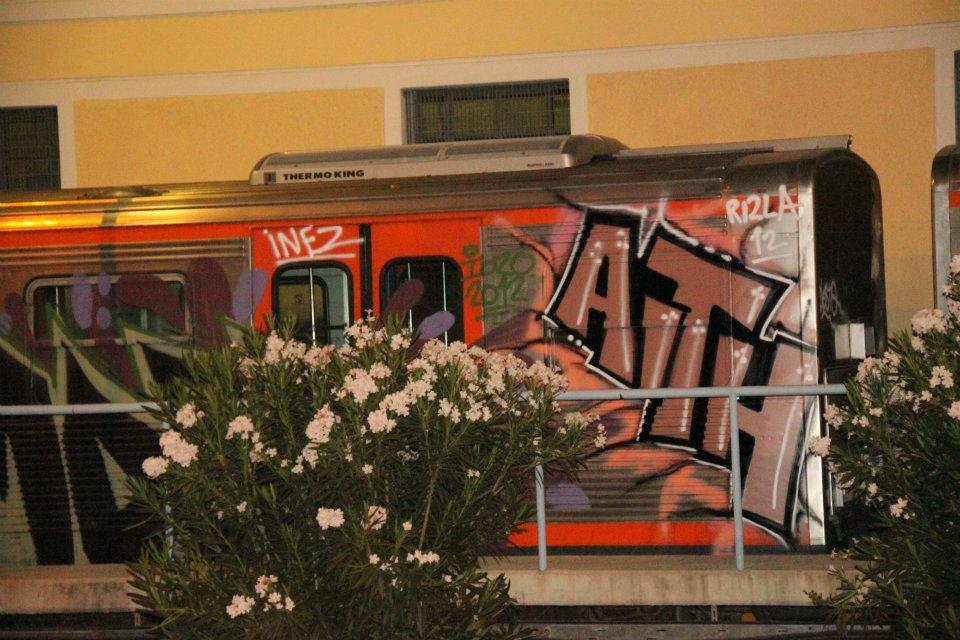 Graffiti Train - Photo by AITH - AITH (2012)