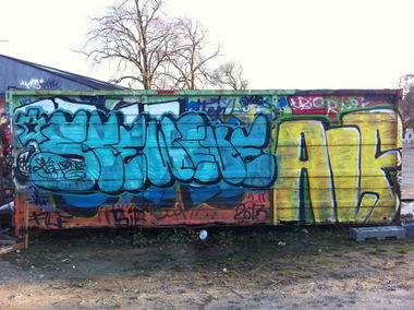 Graffiti Bombing - Photo by ALF1 - graffiti, graff, hiphop.