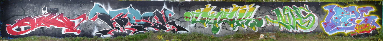 Graffiti Wall in Berlin - Photo by ALISM - Doku, Fresk, Coek (2008)