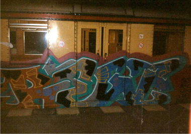 Graffiti Train - Photo by ALLESdrehtSICH - REW, _, SKS