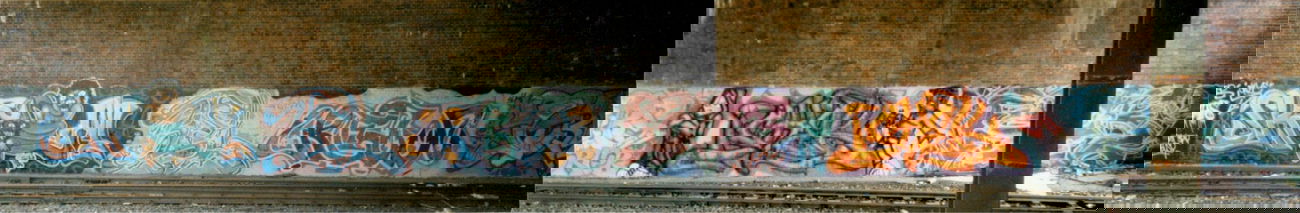 Graffiti Wall - Photo by ALLESdrehtSICH - skume, kel, rew