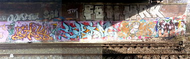 Graffiti Wall - Photo by ALLESdrehtSICH - chek, shek, skim