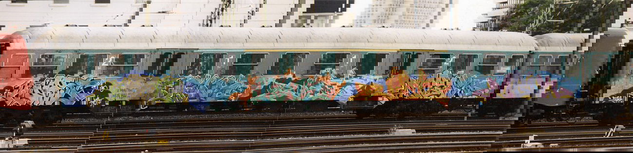 Graffiti Train - Photo by ALLESdrehtSICH - KOAST, LENS, JET (1998)