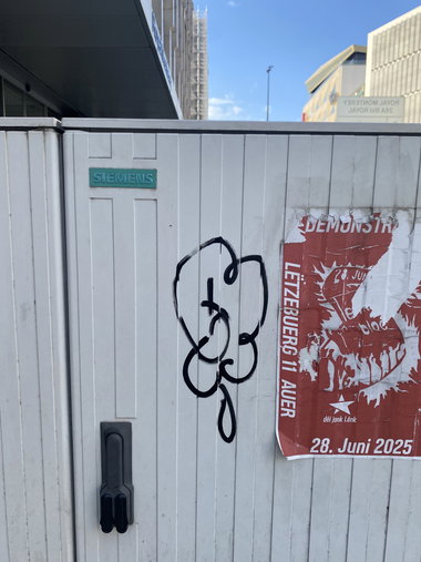 Graffiti Wall in Luxembourg - Photo by ALY1SZA