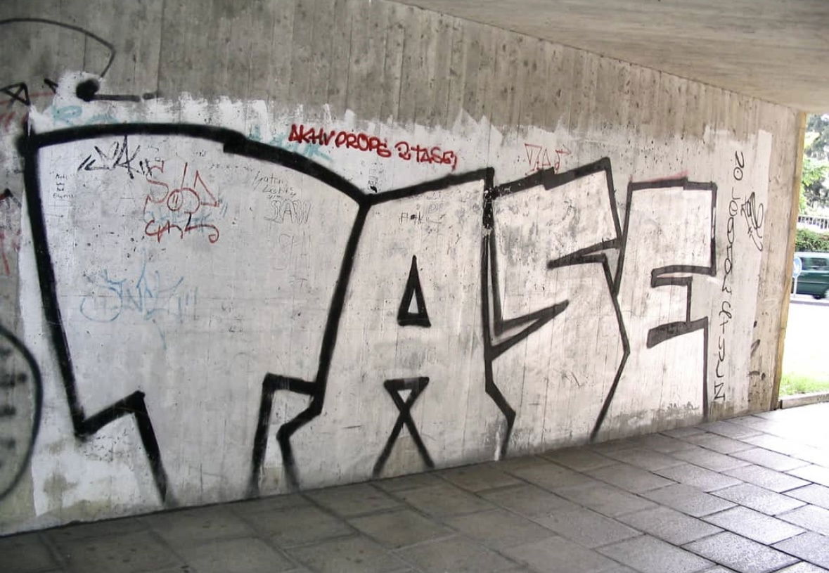 Graffiti Wall in Bayreuth - Photo by AMIDNIGHT - Bayreuth, Tase