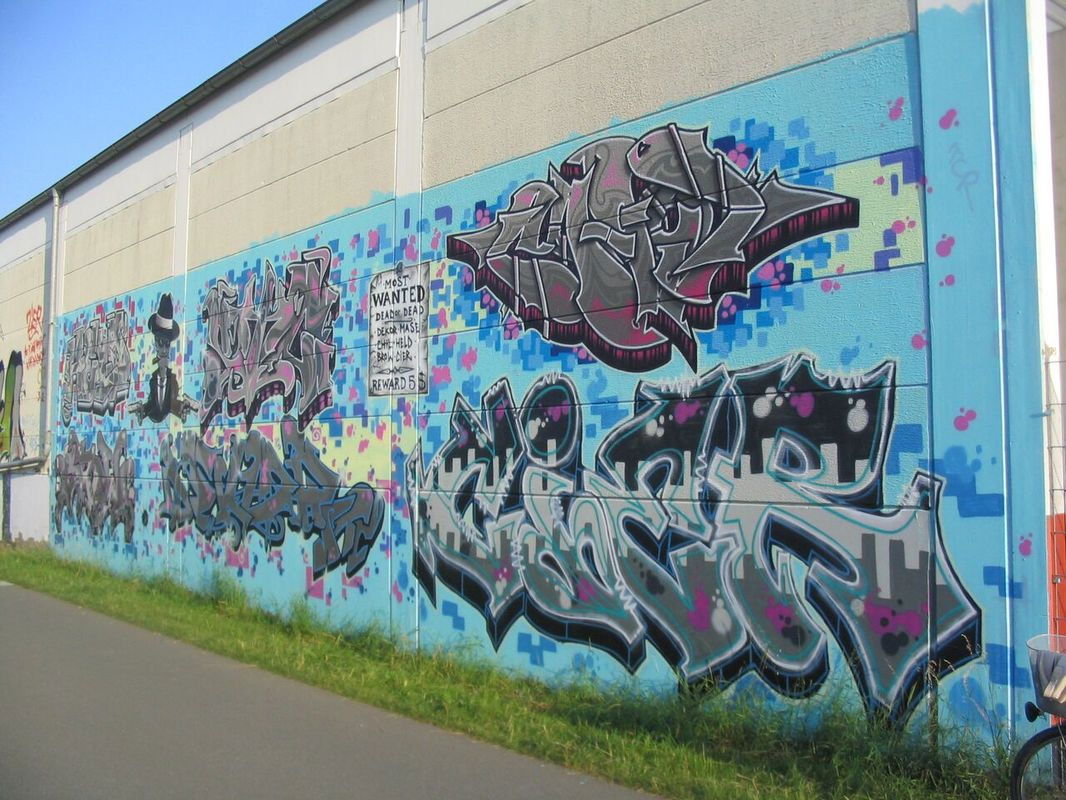 Graffiti Wall in Bayreuth - Photo by AMIDNIGHT - HELD, DEKOR, MASE