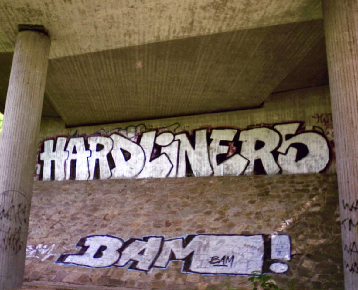 Graffiti Wall in Bayreuth - Photo by AMIDNIGHT - Bayreuth, HLS