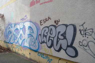 Graffiti Wall - Photo by AMIDNIGHT - Skip19, HLS