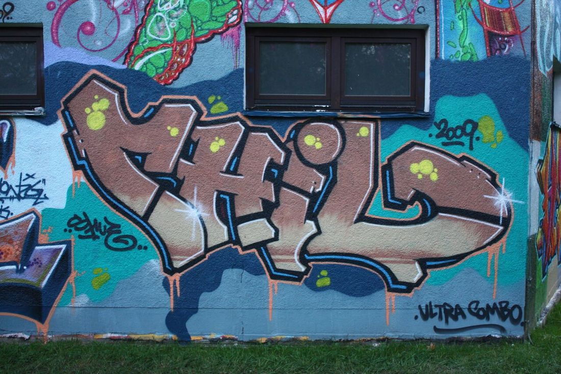 Graffiti Wall in Bayreuth - Photo by AMIDNIGHT - Birthday, Wall, Chil