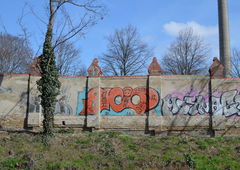 Graffiti Wall - Photo by AMIDNIGHT - Skip19, HLS