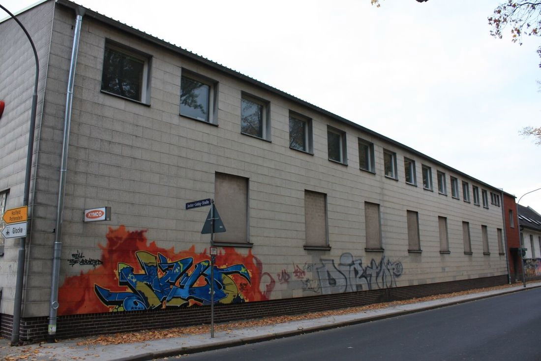 Graffiti Wall in Bayreuth - Photo by AMIDNIGHT - Held, 457, Bayreuth