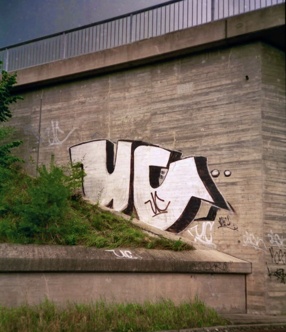 Graffiti Wall in Bayreuth - Photo by AMIDNIGHT - Bayreuth, uc
