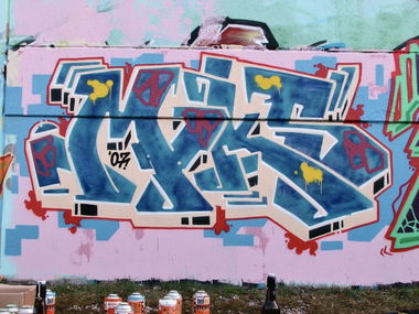 Graffiti Wall in Bayreuth - Photo by AMIDNIGHT - Bayreuth, Miks, Bud