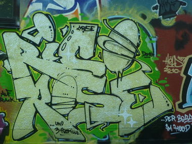 Graffiti Wall in Bayreuth - Photo by AMIDNIGHT - Bayreuth, Rico, Rose