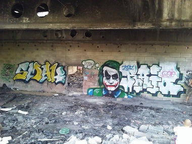 Graffiti Wall - Photo by ANAZCREW - ANAZ