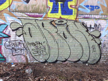 Graffiti Bombing - Photo by AROK - Arok, Sog, Wick (2016)