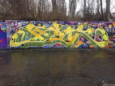 Graffiti Wall - Photo by AROK - SOG, SUCKER (2016)