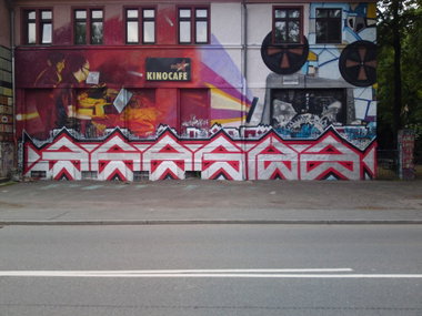 Graffiti Wall - Photo by ARTHOOLIGAN - 9MM