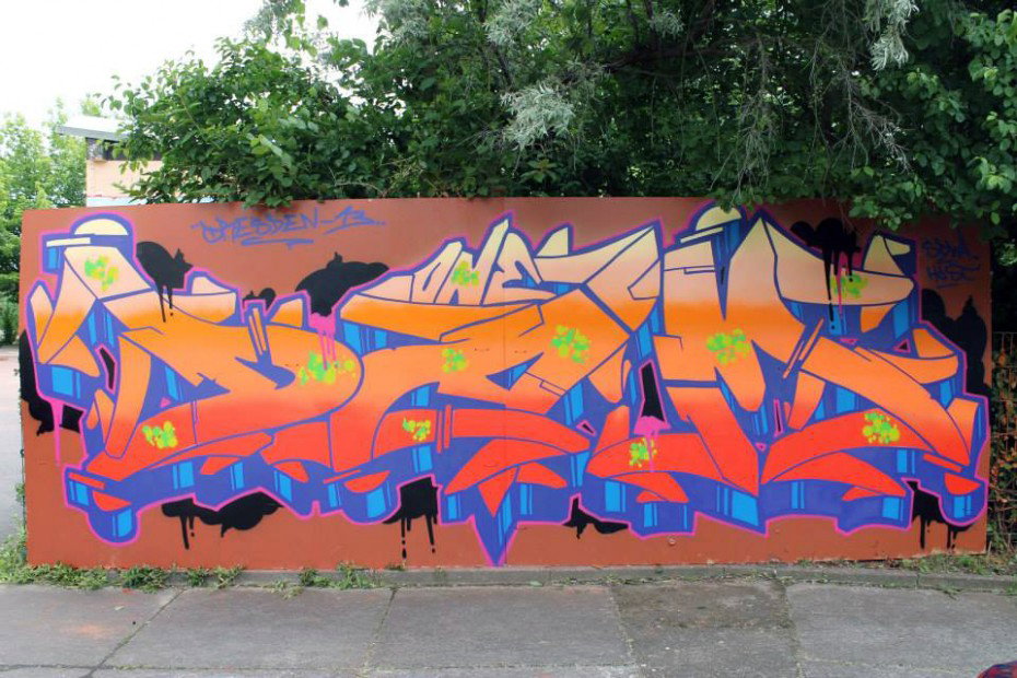Graffiti Wall - Photo by ARTHOOLIGAN