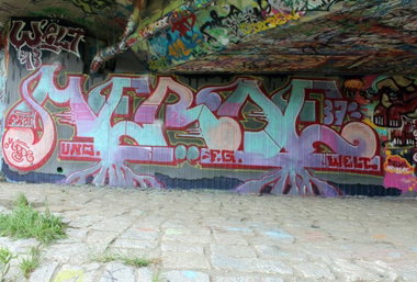 Graffiti Wall in Dresden - Photo by ARTHOOLIGAN - URBAN, SYNDROMES, 15
