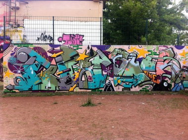 Graffiti Wall in Dresden - Photo by ARTHOOLIGAN - URBAN, SYNDROMES, 15 (2013)