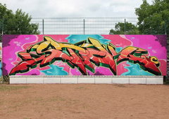 Graffiti Wall in Dresden - Photo by ARTHOOLIGAN - URBAN, SYNDROMES, 15 (2013)