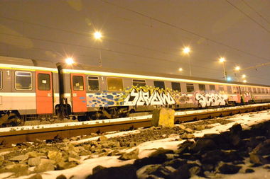 Graffiti Train in Prague - Photo by ARTHOOLIGAN (2012)