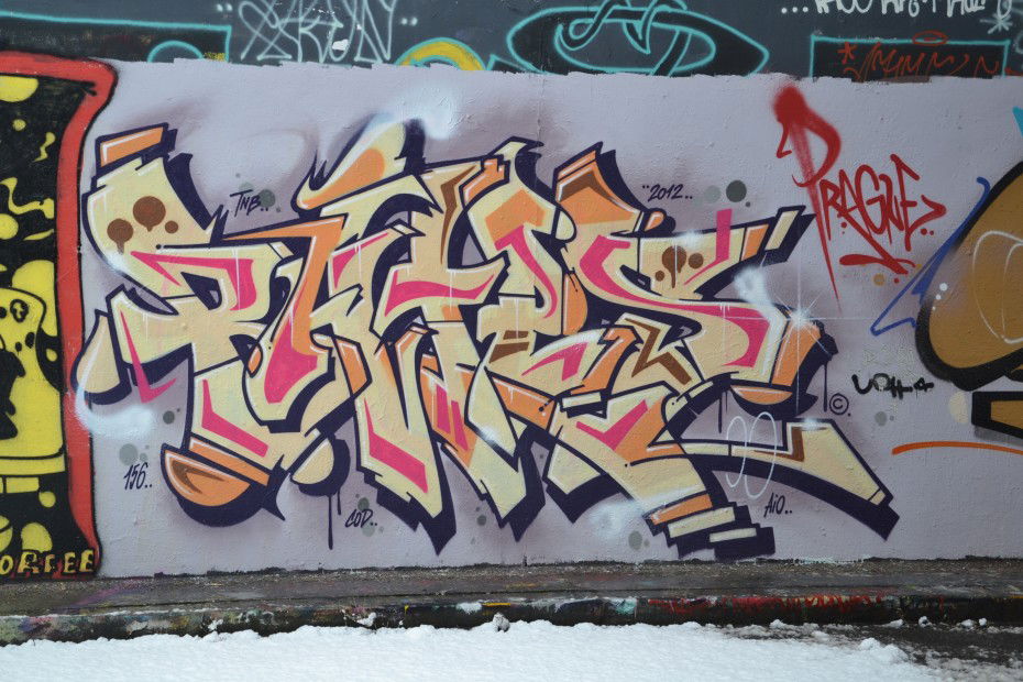 Graffiti Wall in Praque - Photo by ARTHOOLIGAN (2013)