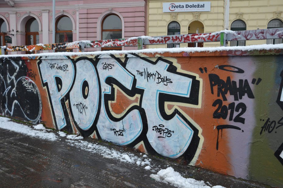 Graffiti Wall in Praque - Photo by ARTHOOLIGAN (2012)