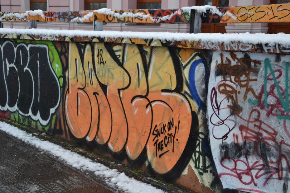 Graffiti Wall in Praque - Photo by ARTHOOLIGAN (2012)