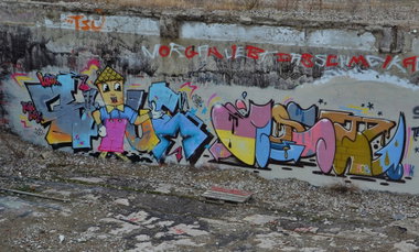 Graffiti Wall - Photo by ARTHOOLIGAN (2012)