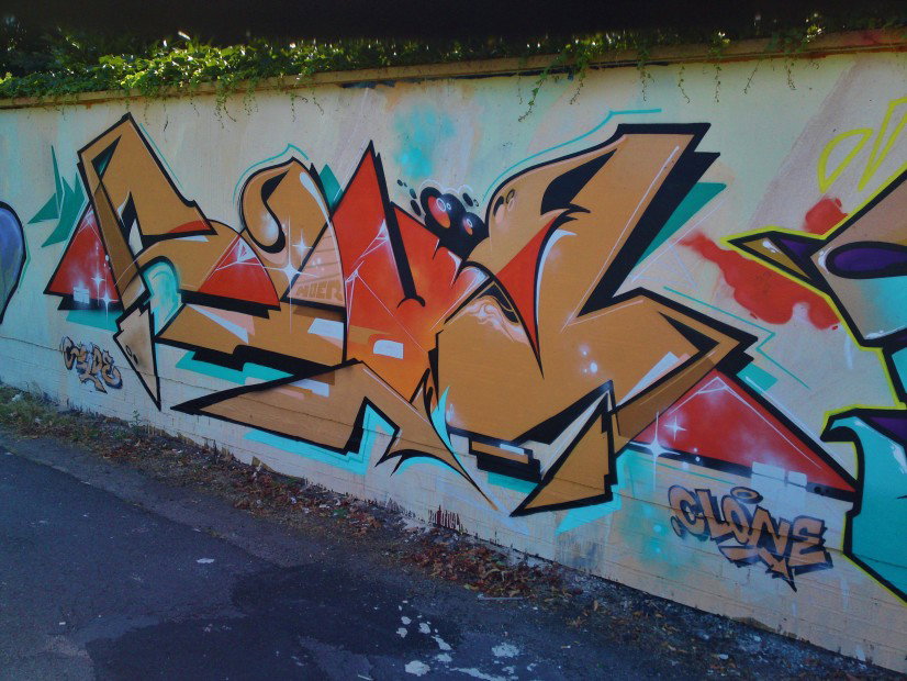 Graffiti Wall in Dresden - Photo by ARTHOOLIGAN - URBAN, SYNDROMES, 15 (2013)