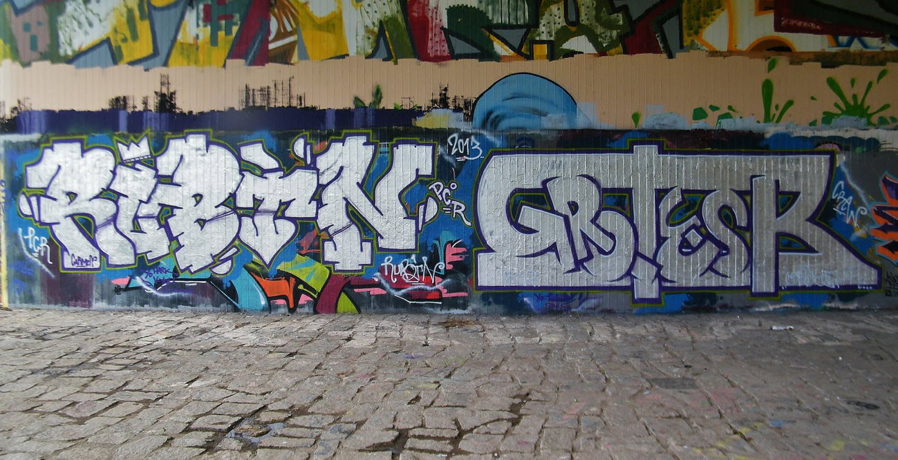 Graffiti Wall in Dresden - Photo by ARTHOOLIGAN (2013)