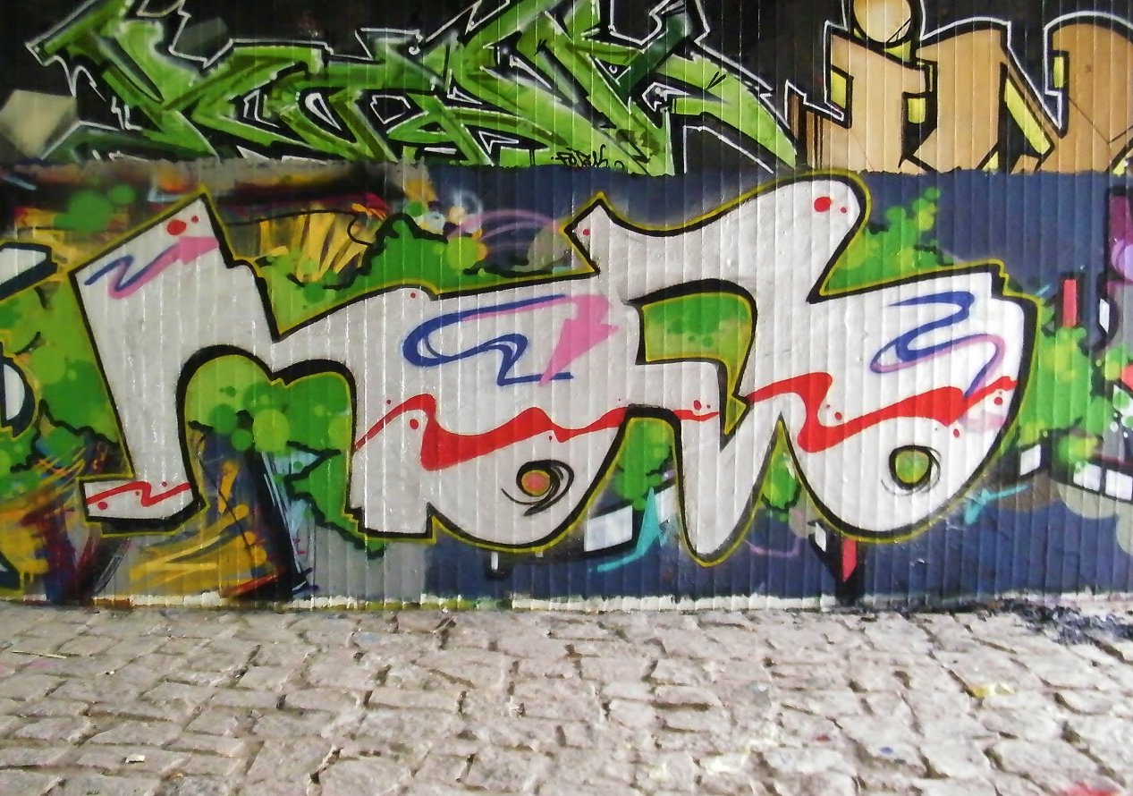Graffiti Wall in Dresden - Photo by ARTHOOLIGAN (2013)