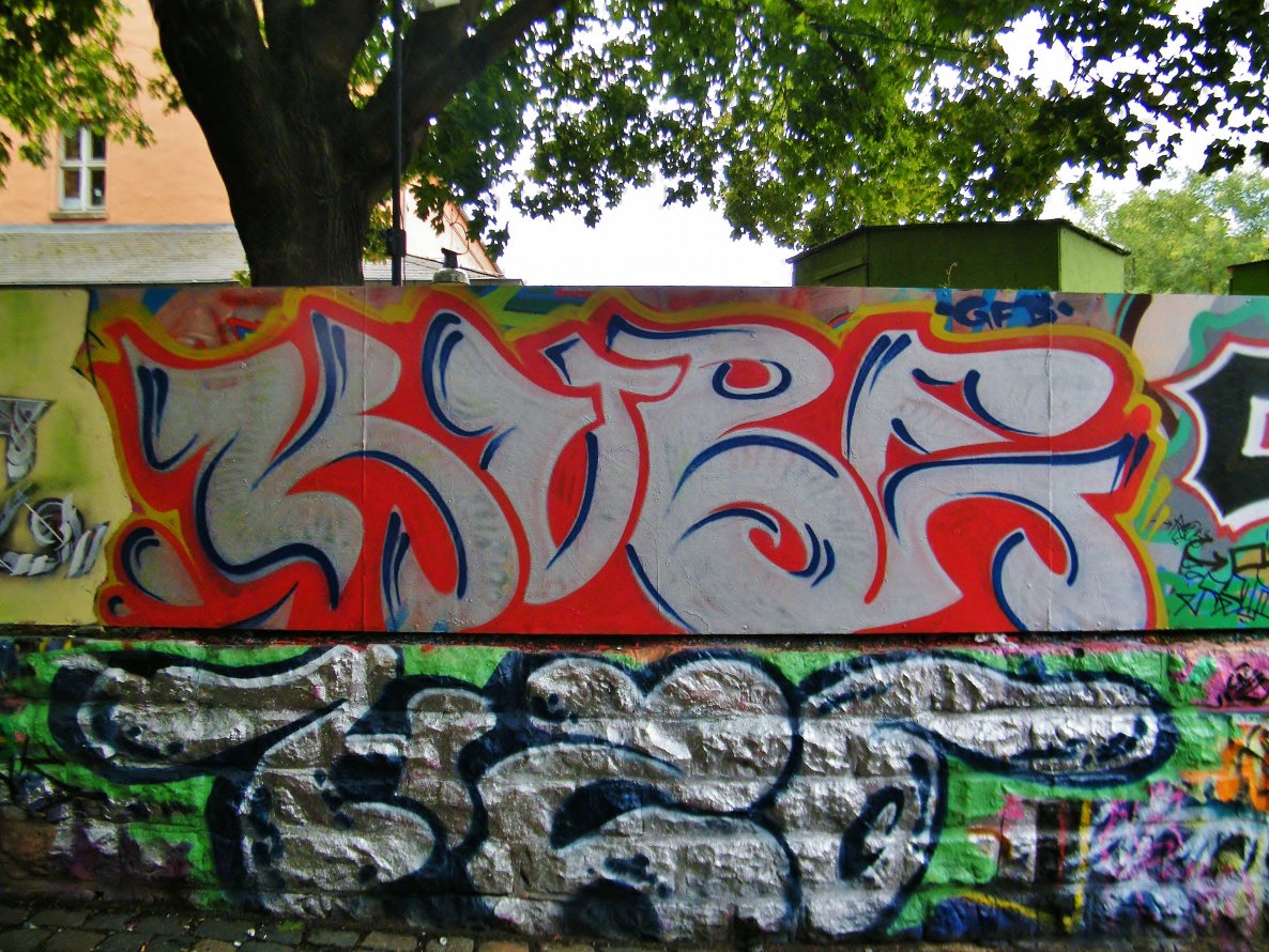 Graffiti Wall in Dresden - Photo by ARTHOOLIGAN - PAD, GFB (2013)