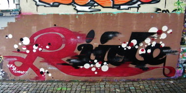 Graffiti Wall in Dresden - Photo by ARTHOOLIGAN - EF (2013)