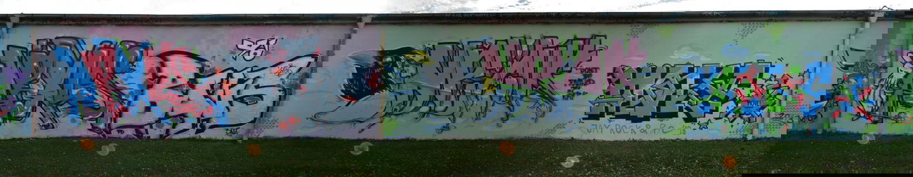 Graffiti Wall in Dessau-Roßlau - Photo by ARTHOOLIGAN (2013)
