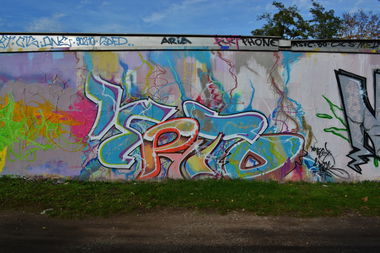 Graffiti Wall in Dessau-Roßlau - Photo by ARTHOOLIGAN (2013)