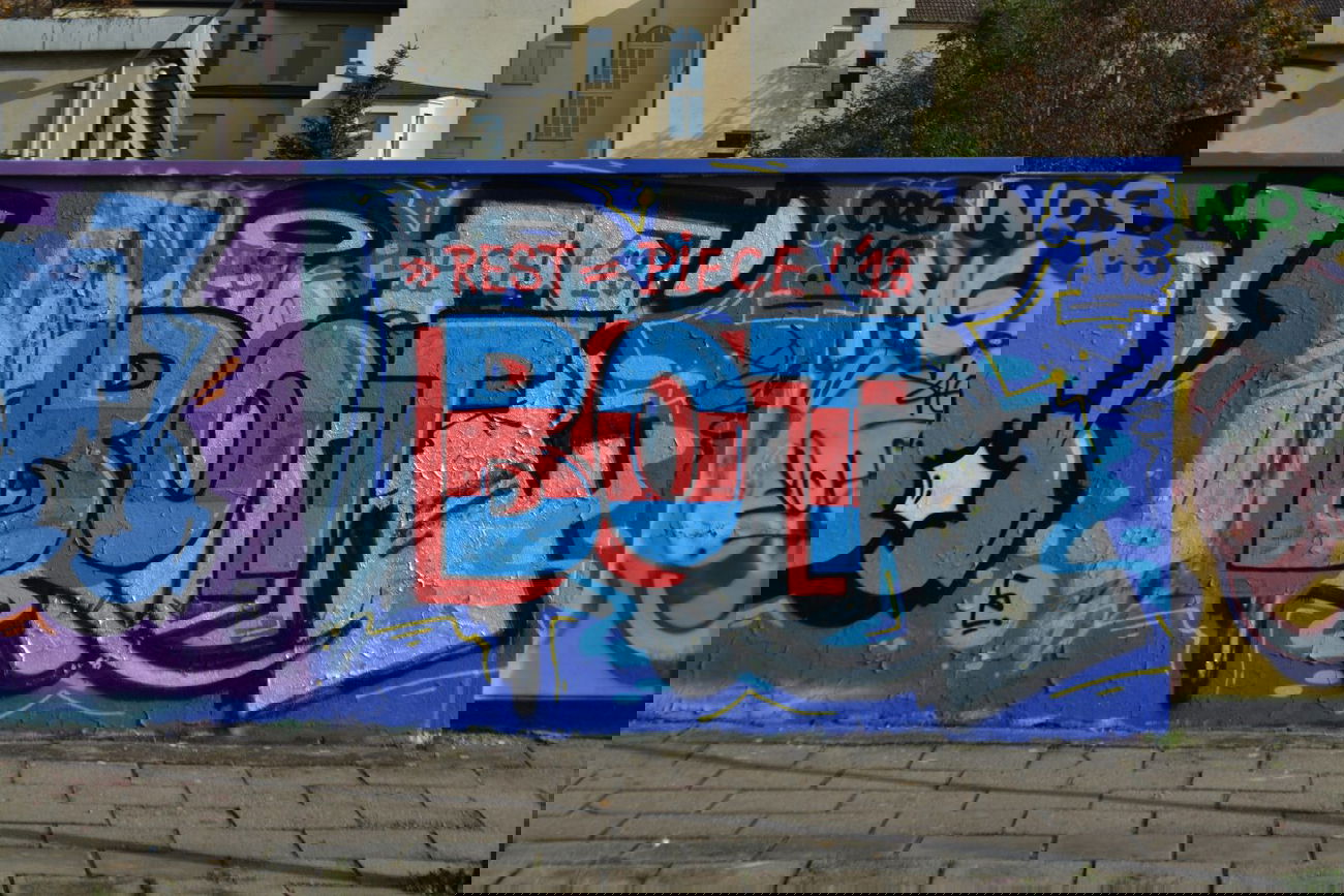 Graffiti Wall in Dessau-Roßlau - Photo by ARTHOOLIGAN (2013)